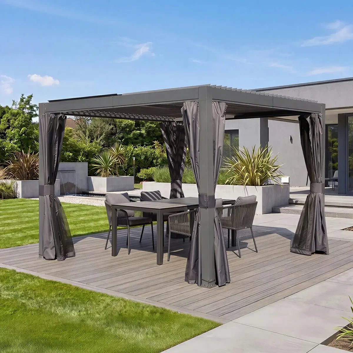 Aluminum Louvered Pergola
